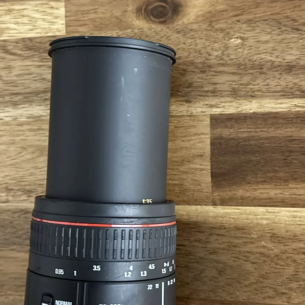 Sigma 70-300mm 1:4-5.6 DL MACRO Super‎ Lens for Minolta Sony Untested READ